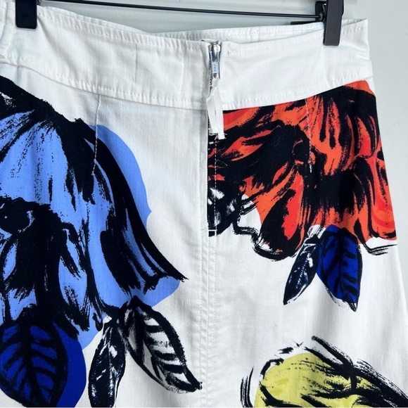 Anthropologie Maeve - White Denim Floral Belt Skirt Size 4 - Picture 5 of 15